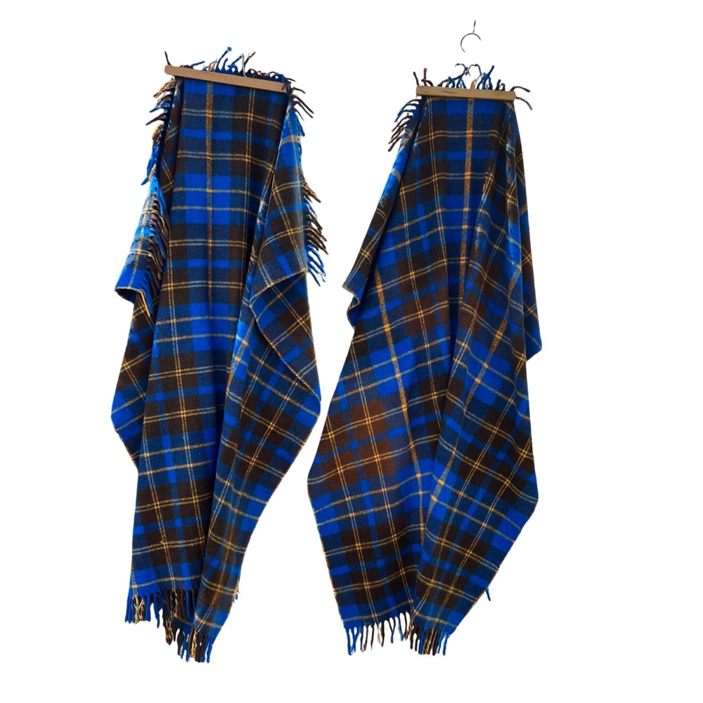 Pair VTG Wool Irish Tartan Plaid Throw Camp Blankets Blue Fringe Cabin Boy Bunk - Picture 3 of 8